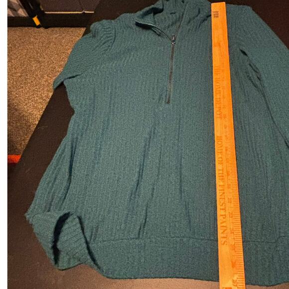 Torrid Relaxed Super Soft Rib Quarter Zip Sweatshirt Green Womens size 1 - Picture 3 of 5